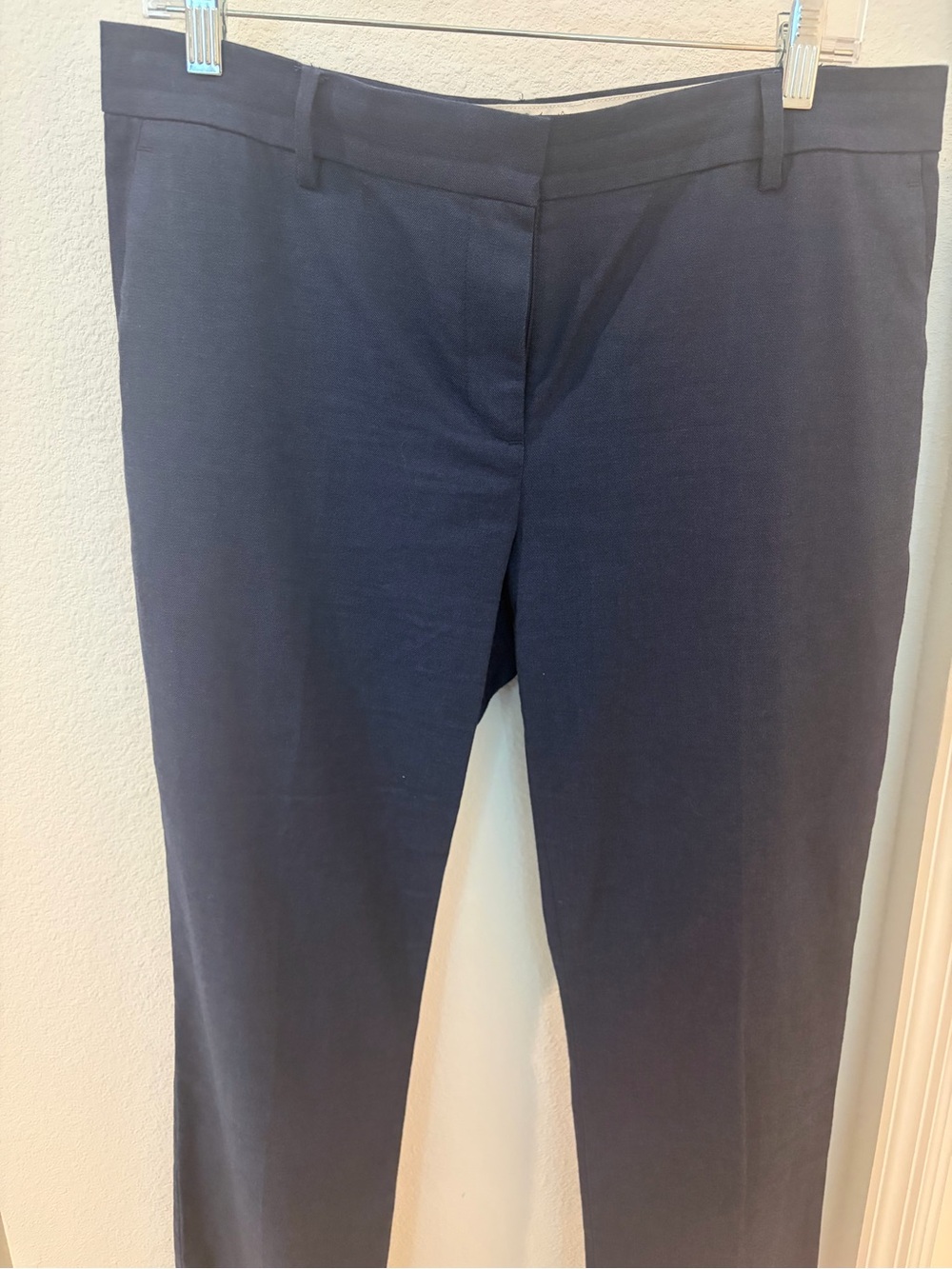 Ann Taylor blue cropped pants